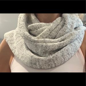 ROOTS Infinity Scarf